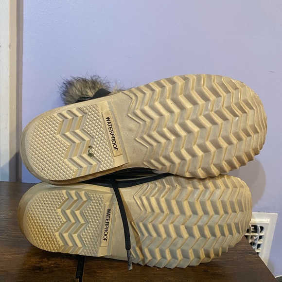 Sorel Joan of Artic boots size 9 - Picture 4 of 9